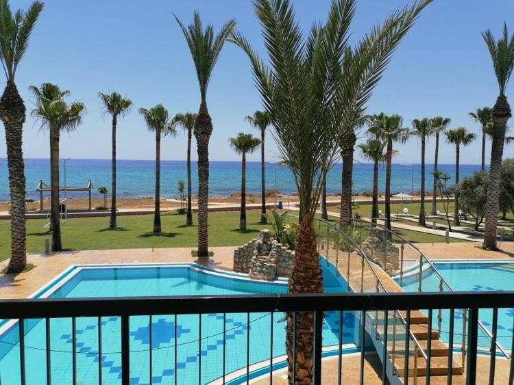 Simos Magic Beach Hotel Apts Ayia Napa Exterior photo