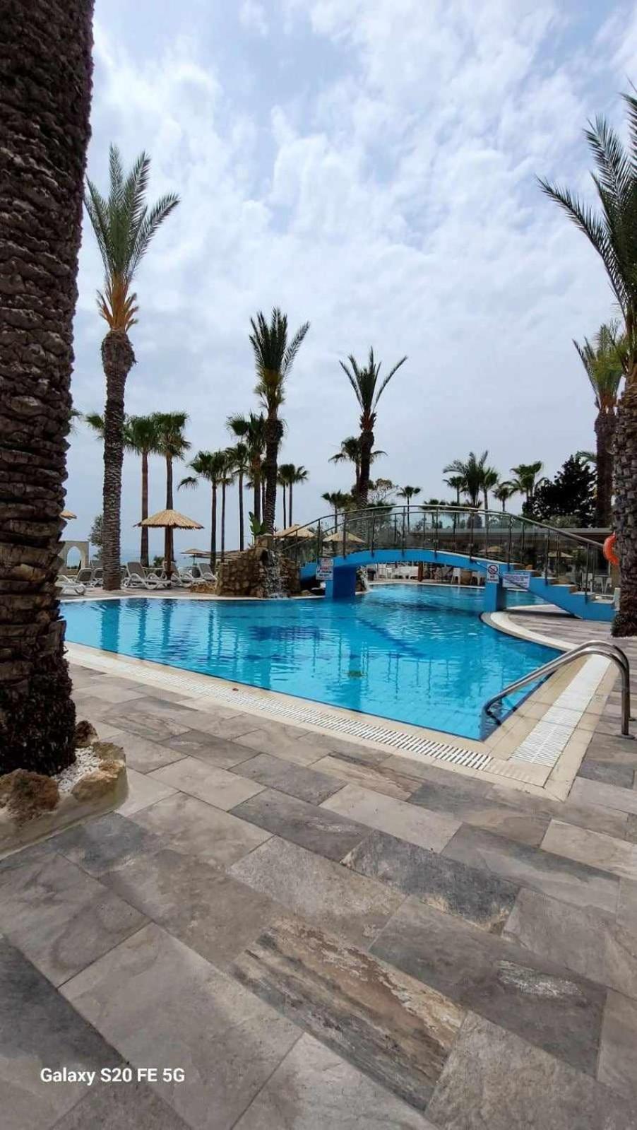 Simos Magic Beach Hotel Apts Ayia Napa Exterior photo