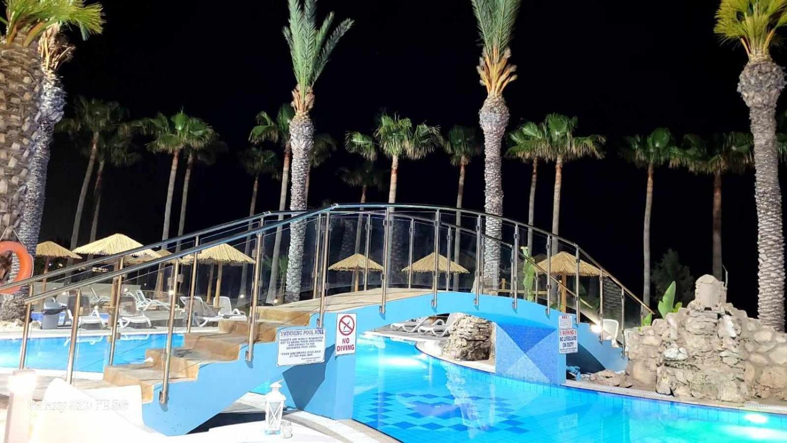 Simos Magic Beach Hotel Apts Ayia Napa Exterior photo